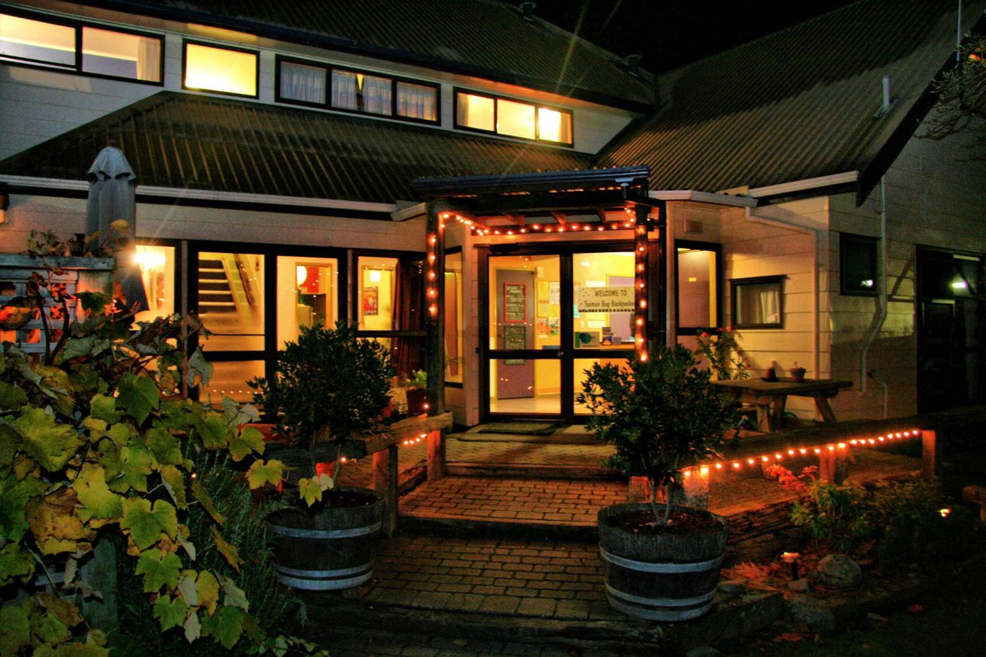 塔斯曼湾背包客酒店 纳尔逊 外观 照片